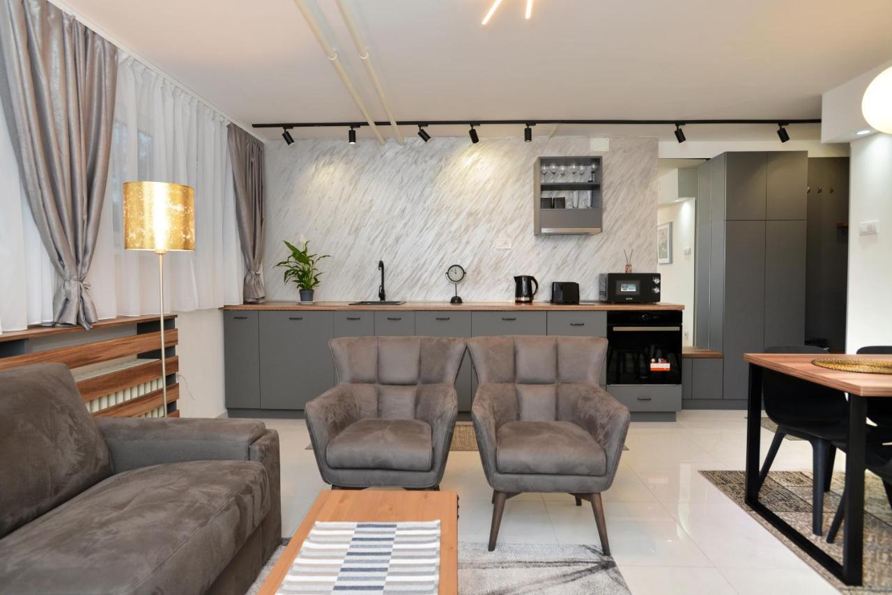 River&Bike Apartment With Free Electric Bike ベオグラード エクステリア 写真